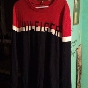 Tommy Hilfiger sweater